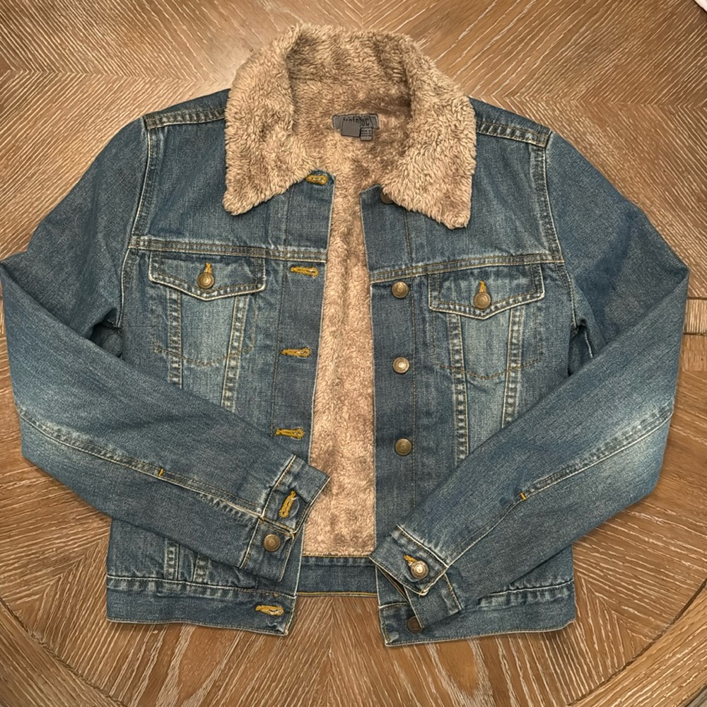 Zara Trafaluc Women's Denim Jacket Cotton  Lining Size M, Made in Spain